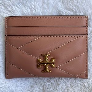 NWT Tory Burch Kira Chevron Card Case Meadow Sweet / Rolled Gold